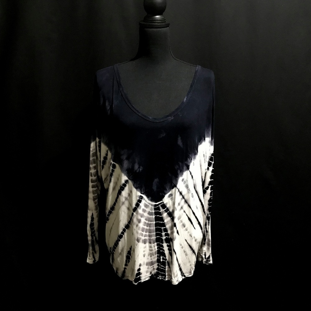 Tie-Dye Long Sleeve Shirt